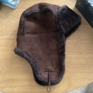 New UGG brown sheepskin hat